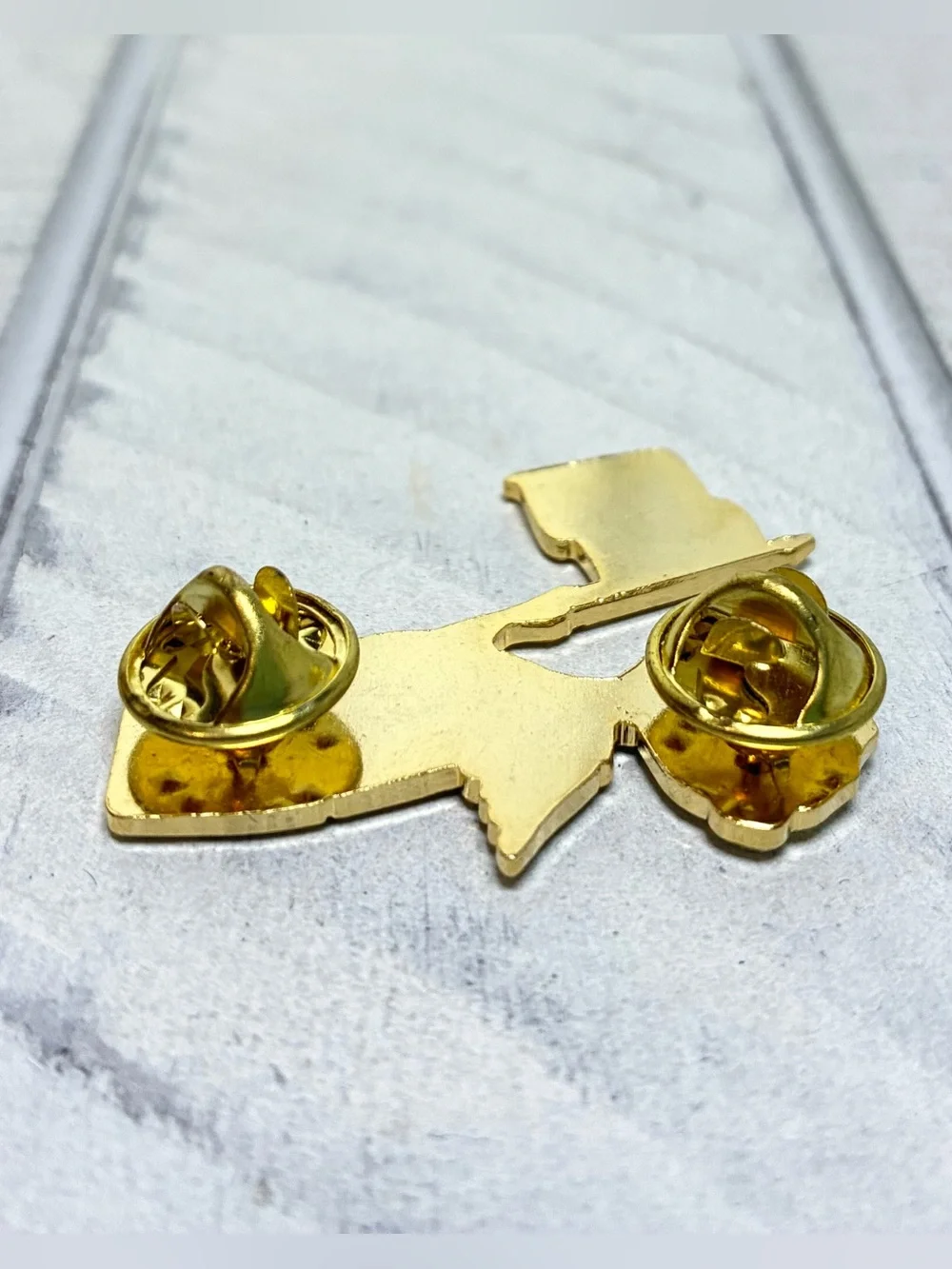 Patriotic Guardian Angel Lapel Pin Gold Tone With American Flag And Adorned Halo